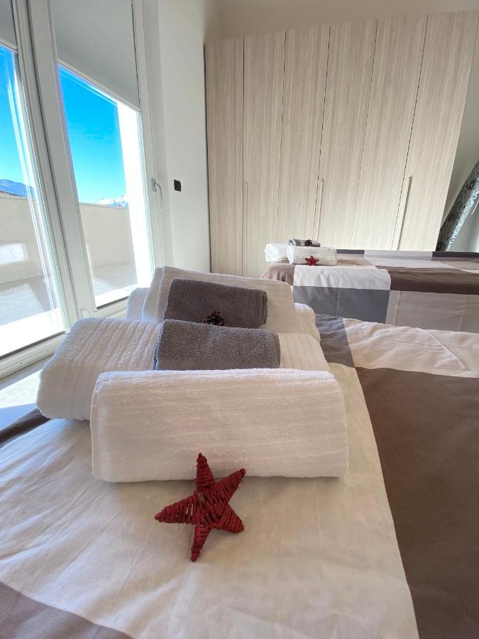 Attico Bella Vista Apartment Dubino ภายนอก รูปภาพ