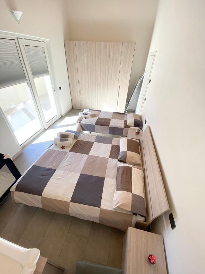 Attico Bella Vista Apartment Dubino ภายนอก รูปภาพ
