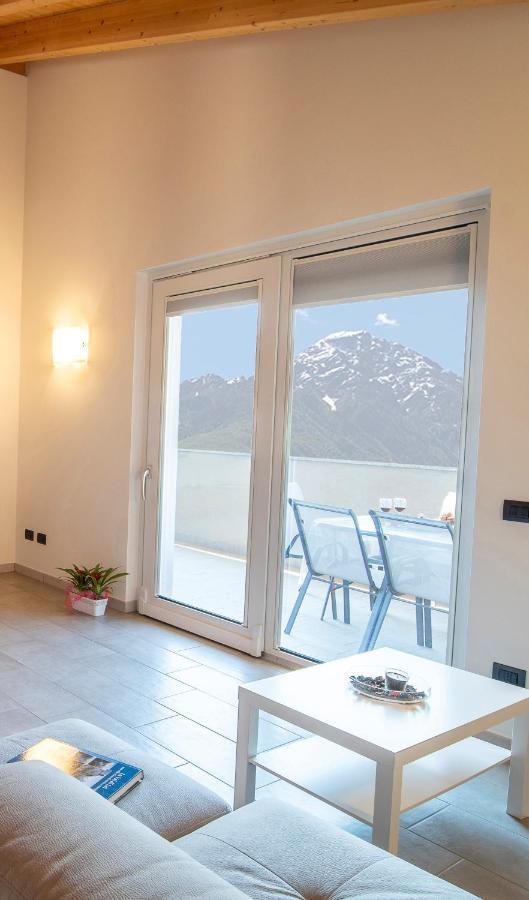 Attico Bella Vista Apartment Dubino ภายนอก รูปภาพ