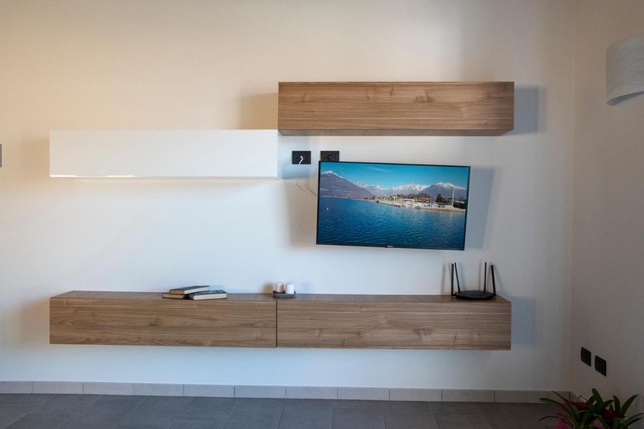 Attico Bella Vista Apartment Dubino ภายนอก รูปภาพ