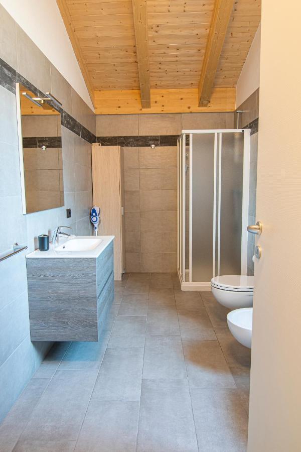 Attico Bella Vista Apartment Dubino ภายนอก รูปภาพ